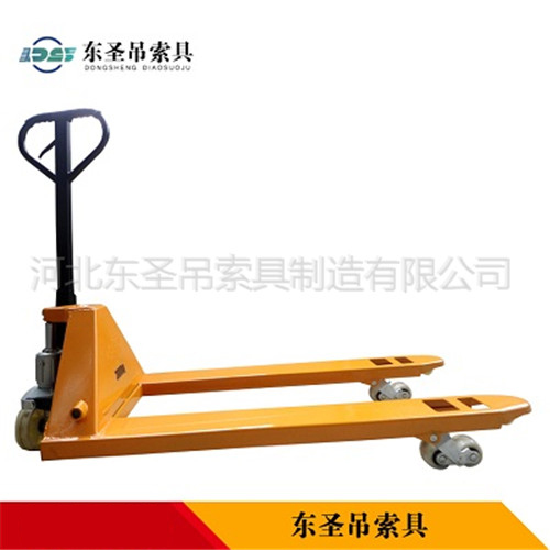 5t地牛叉車側(cè)面整機(jī)展示圖--河北東圣吊索具制造有限公司--小型攪拌機(jī)|石材夾具|液壓堆高車|手動(dòng)叉車